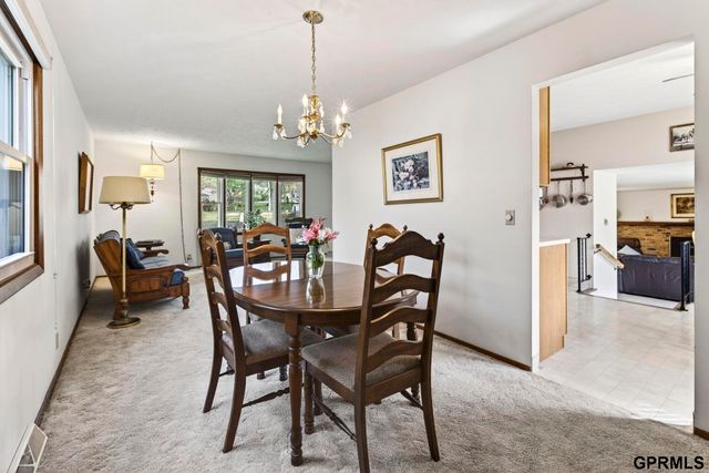 1605 Cascio Drive, Bellevue, NE 68005