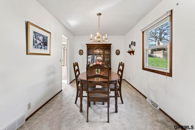 1605 Cascio Drive, Bellevue, NE 68005