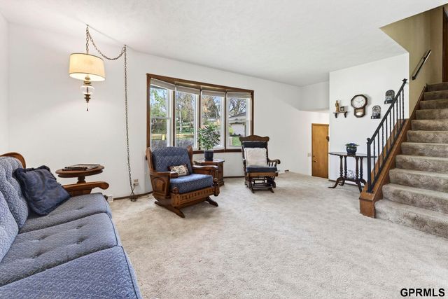 1605 Cascio Drive, Bellevue, NE 68005