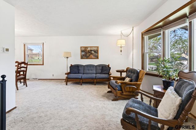 1605 Cascio Drive, Bellevue, NE 68005