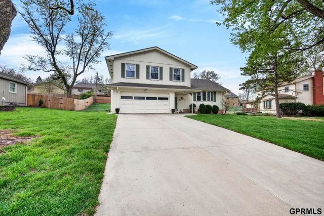 1605 Cascio Drive, Bellevue, NE 68005