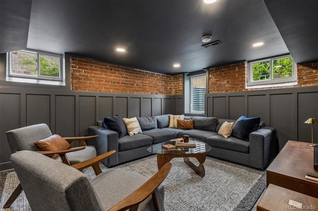1972 S Lincoln Street, Denver, CO 80210