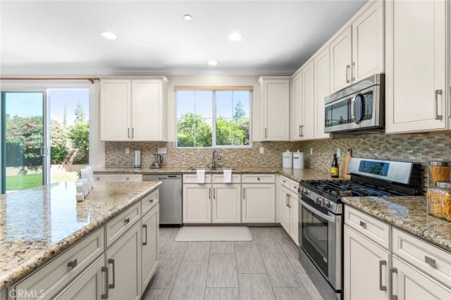 9556 Harvest Vista Drive, Rancho Cucamonga, CA 91730