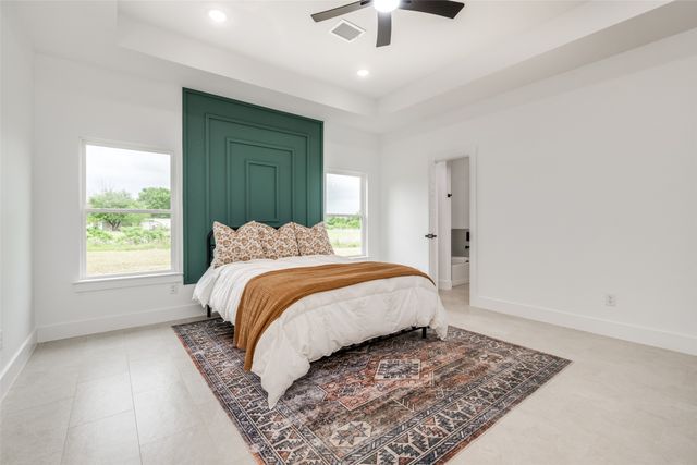 1621 County Road 4764, Boyd, TX 76023