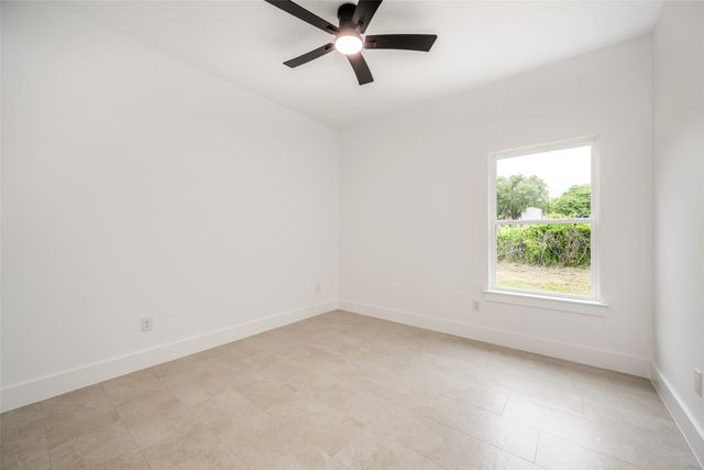 1621 County Road 4764, Boyd, TX 76023