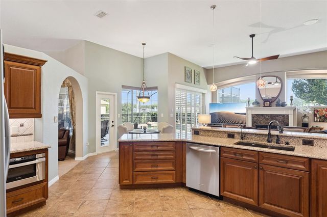 3739 WINDING LAKE CIRCLE, Orlando, FL 32835