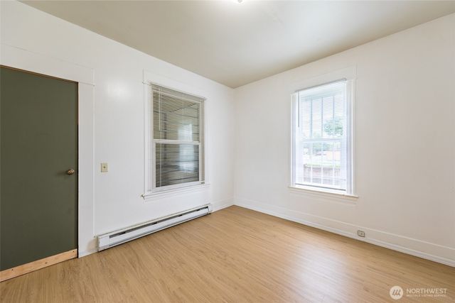 3827 S Morgan Street, Seattle, WA 98118