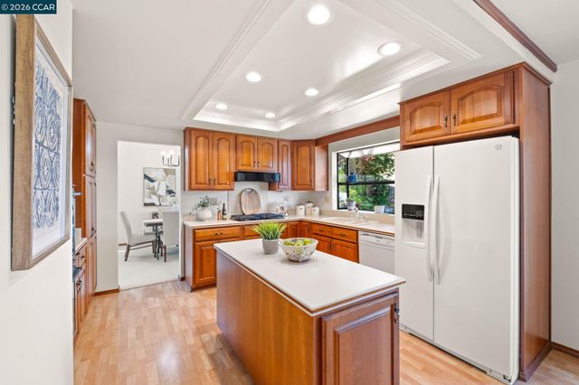 55 Regency Dr, Clayton, CA 94517