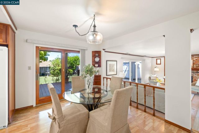 55 Regency Dr, Clayton, CA 94517