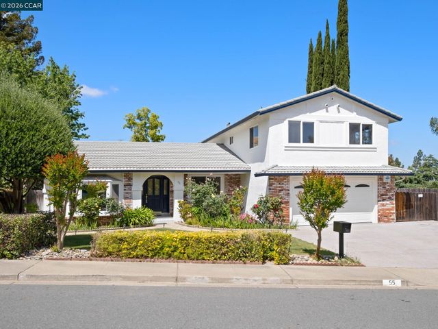55 Regency Dr, Clayton, CA 94517