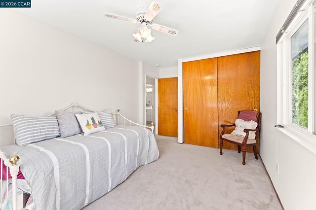 55 Regency Dr, Clayton, CA 94517