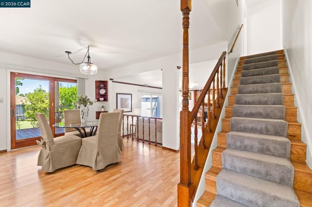55 Regency Dr, Clayton, CA 94517