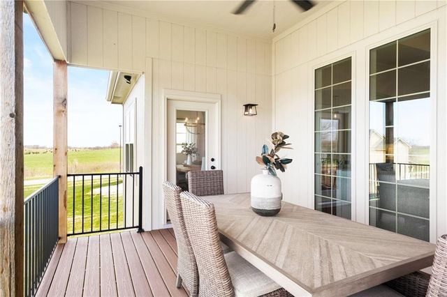 8016 Round Prairie Street, Shawnee, KS 66220