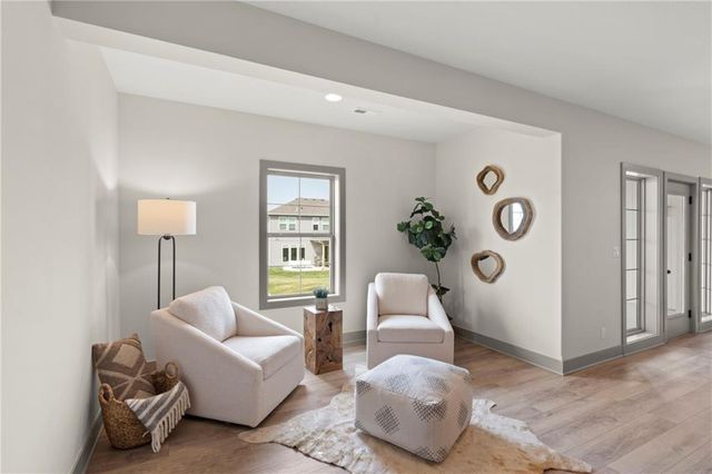 8016 Round Prairie Street, Shawnee, KS 66220