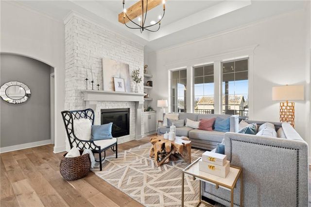 8016 Round Prairie Street, Shawnee, KS 66220