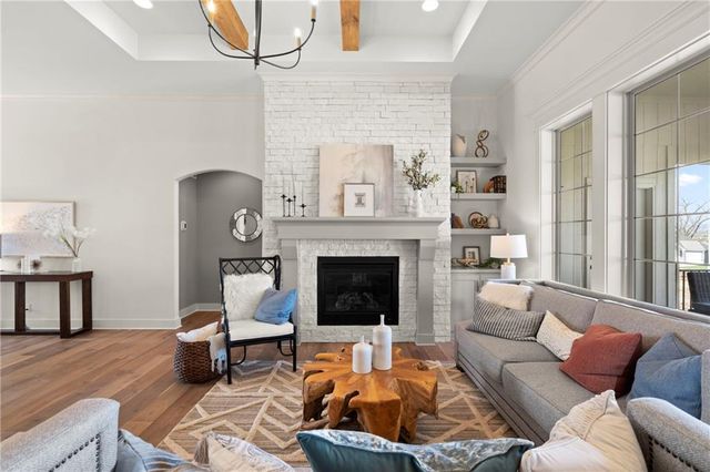 8016 Round Prairie Street, Shawnee, KS 66220