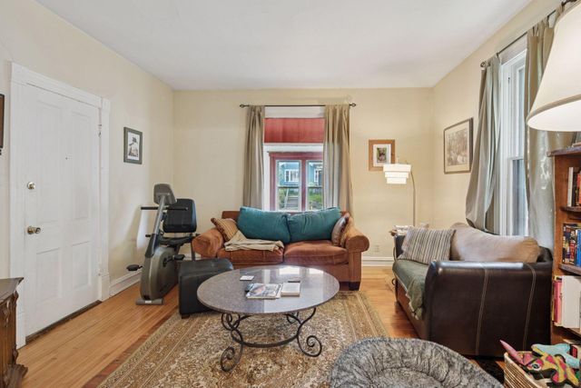 1222 Washington Street NE, Minneapolis, MN 55413