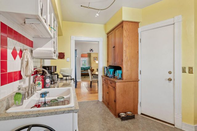 1222 Washington Street NE, Minneapolis, MN 55413