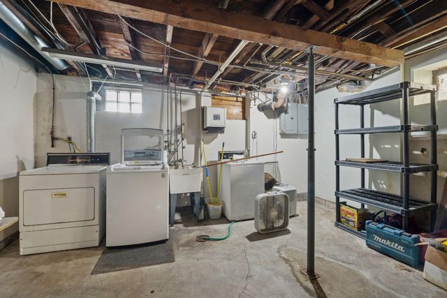 1222 Washington Street NE, Minneapolis, MN 55413