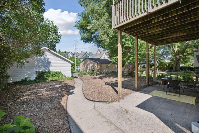 1222 Washington Street NE, Minneapolis, MN 55413