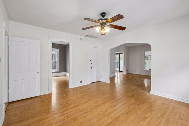 1222 Washington Street NE, Minneapolis, MN 55413