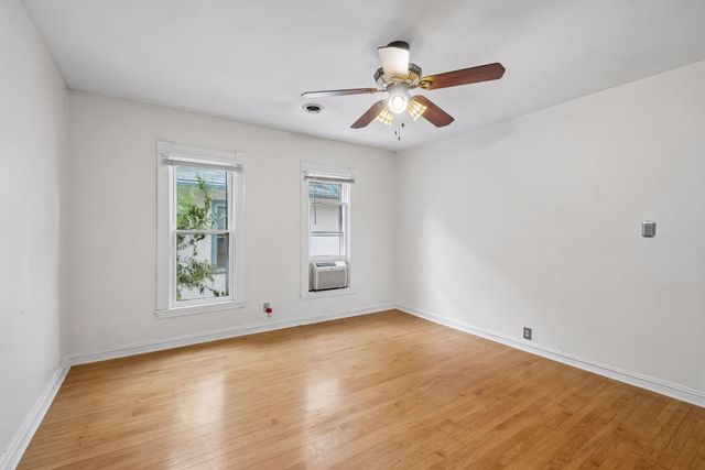 1222 Washington Street NE, Minneapolis, MN 55413