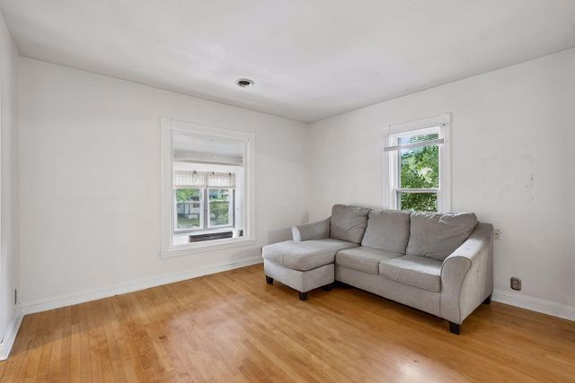 1222 Washington Street NE, Minneapolis, MN 55413