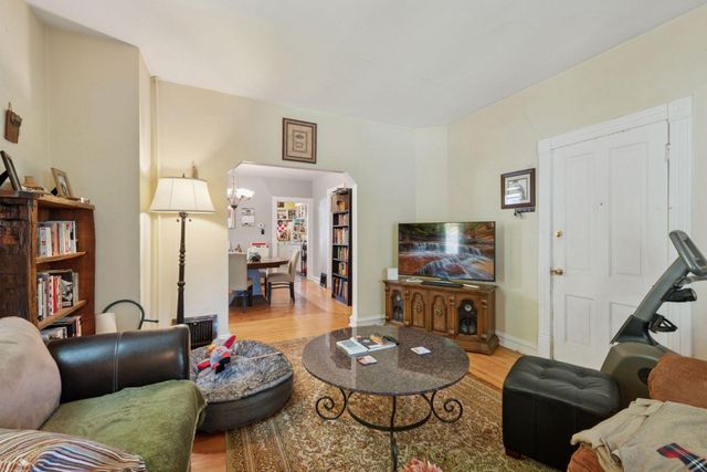 1222 Washington Street NE, Minneapolis, MN 55413