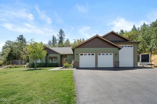 125 McKenzie Ridge Road, Grants Pass, OR 97526