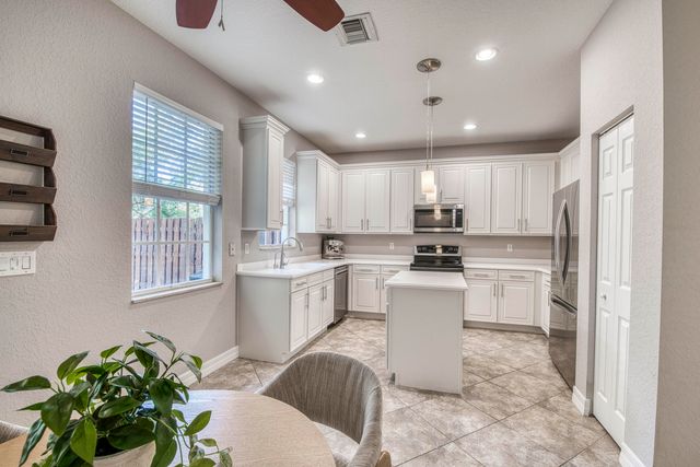 120 W Thatch Palm Circle, Jupiter, FL 33458