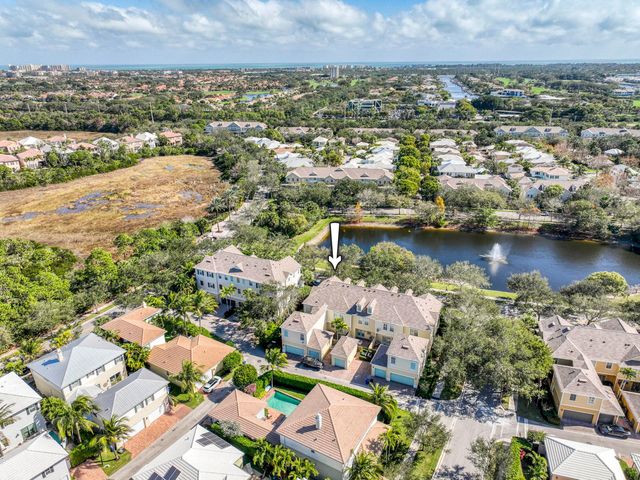 120 W Thatch Palm Circle, Jupiter, FL 33458