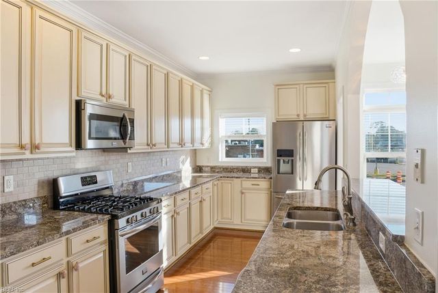 2300 Red Tide RD, Virginia Beach, VA 23451