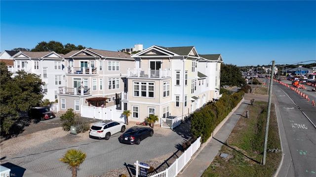 2300 Red Tide RD, Virginia Beach, VA 23451