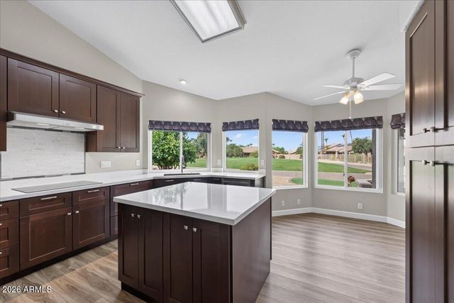 18918 N 88TH Drive, Peoria, AZ 85382