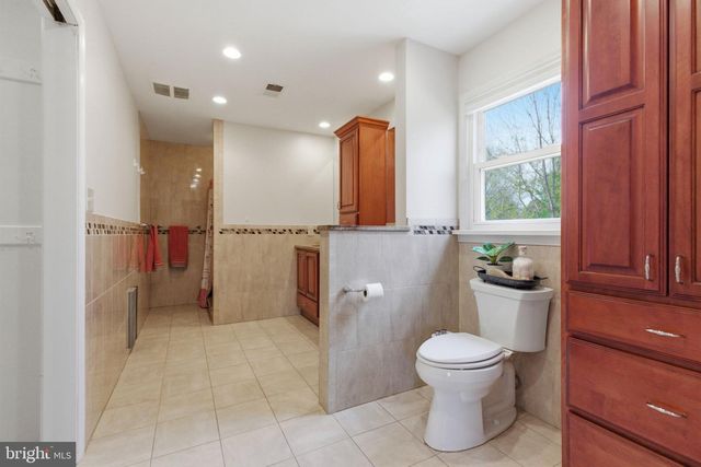 1527 SHENANDOAH RIVER LN, Boyce, VA 22620