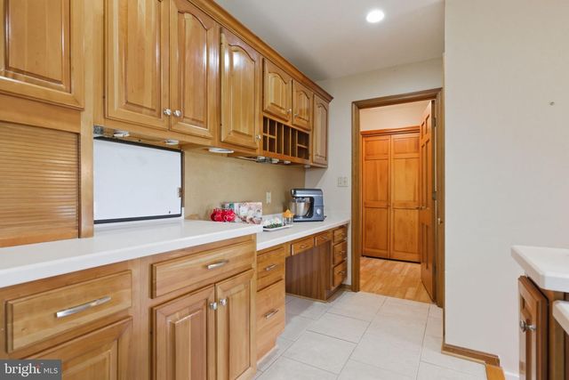1527 SHENANDOAH RIVER LN, Boyce, VA 22620