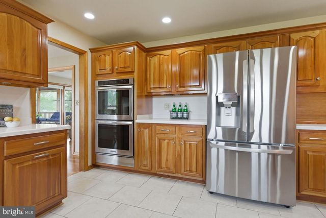 1527 SHENANDOAH RIVER LN, Boyce, VA 22620