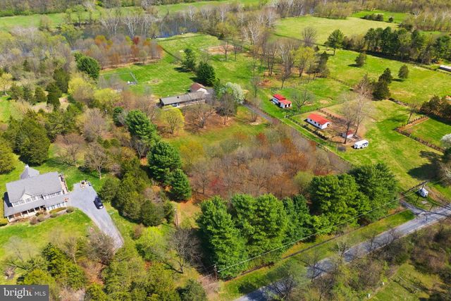 1527 SHENANDOAH RIVER LN, Boyce, VA 22620