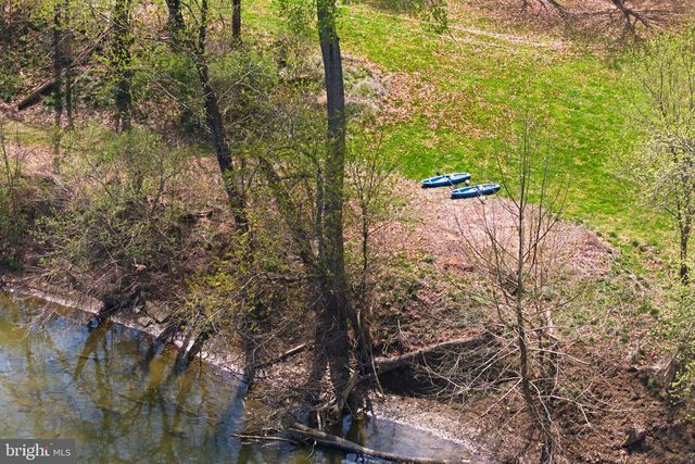 1527 SHENANDOAH RIVER LN, Boyce, VA 22620