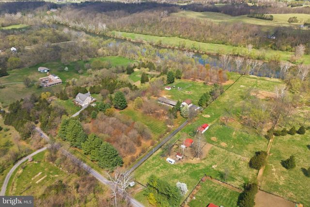 1527 SHENANDOAH RIVER LN, Boyce, VA 22620