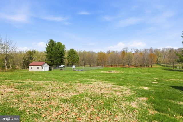 1527 SHENANDOAH RIVER LN, Boyce, VA 22620