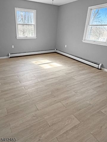 62 Ridgeway Ave, Hope Twp., NJ 07825