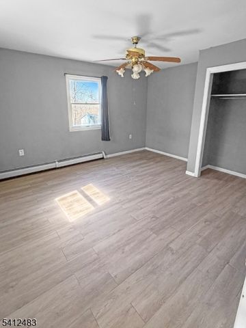 62 Ridgeway Ave, Hope Twp., NJ 07825