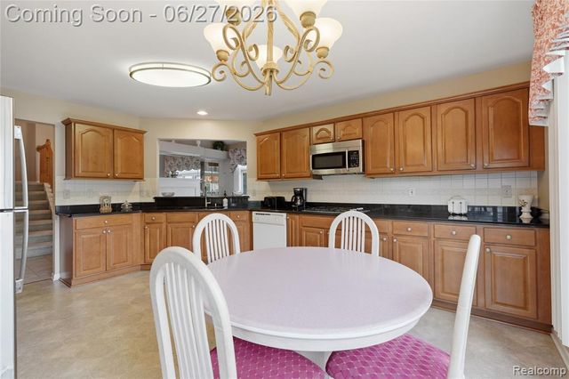 17223 Lake View Circle, Northville, MI 48168