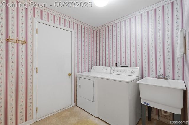 17223 Lake View Circle, Northville, MI 48168