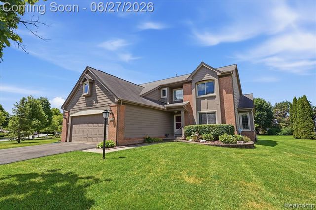 17223 Lake View Circle, Northville, MI 48168