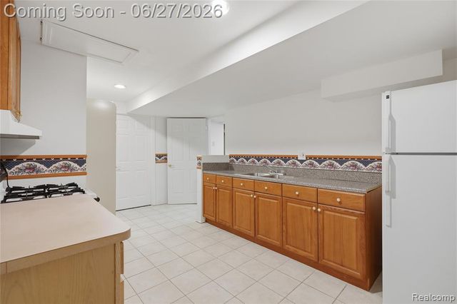 17223 Lake View Circle, Northville, MI 48168
