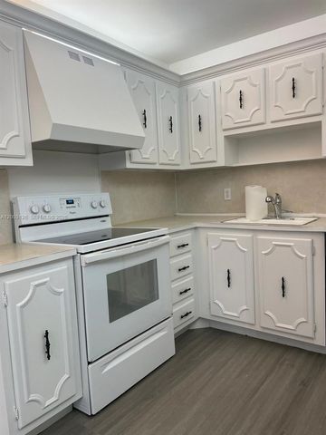 2851 NE 183rd Street 509E, Aventura, FL 33160