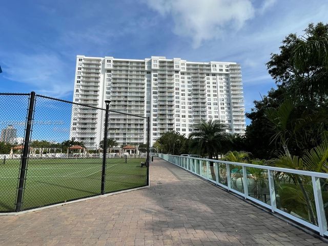 2851 NE 183rd Street 509E, Aventura, FL 33160