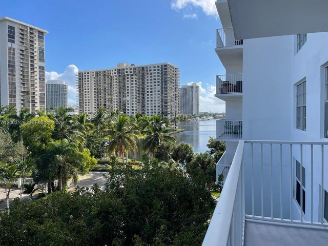 2851 NE 183rd Street 509E, Aventura, FL 33160